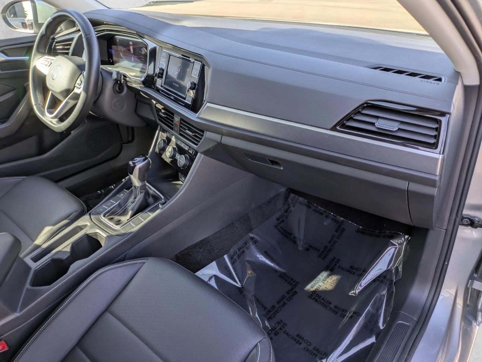 2024 Volkswagen Jetta SE Auto