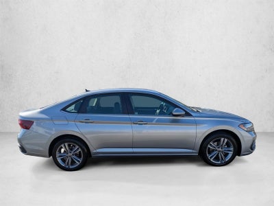 2024 Volkswagen Jetta SE Auto