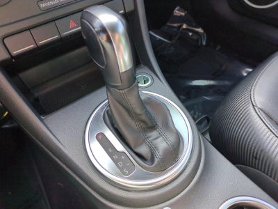 2013 Volkswagen Beetle 2dr Auto 2.5L PZEV