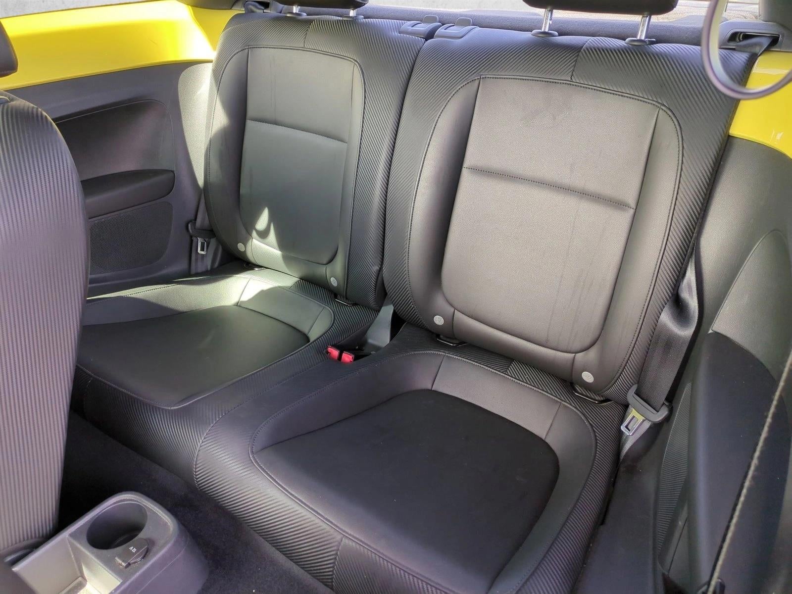 2013 Volkswagen Beetle 2dr Auto 2.5L PZEV