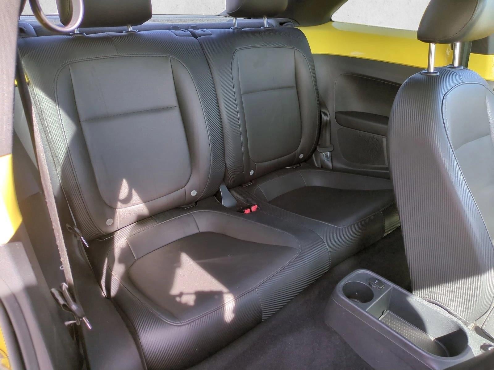 2013 Volkswagen Beetle 2dr Auto 2.5L PZEV