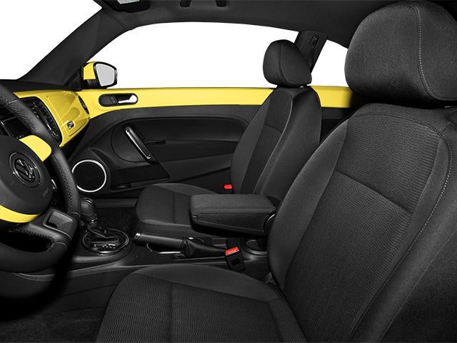 2013 Volkswagen Beetle 2dr Auto 2.5L PZEV