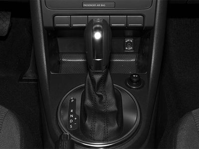 2013 Volkswagen Beetle 2dr Auto 2.5L PZEV