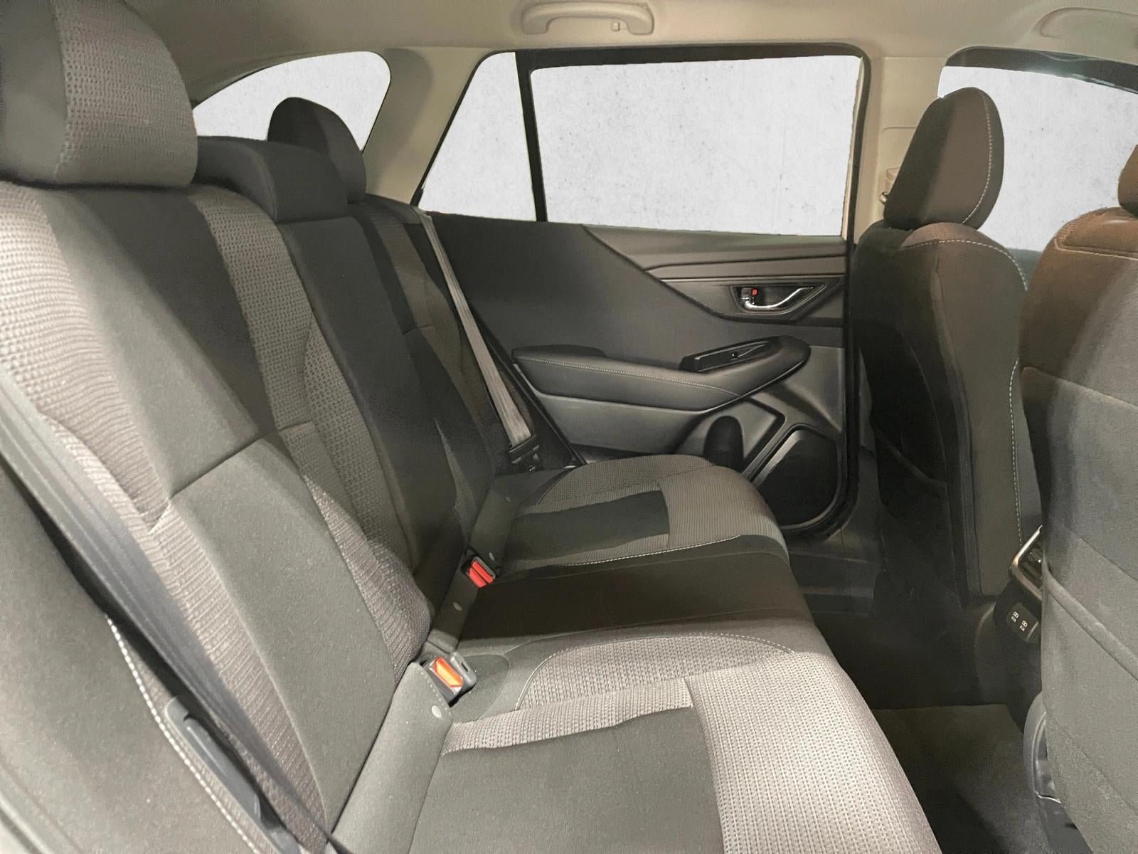2022 Subaru Outback Premium CVT