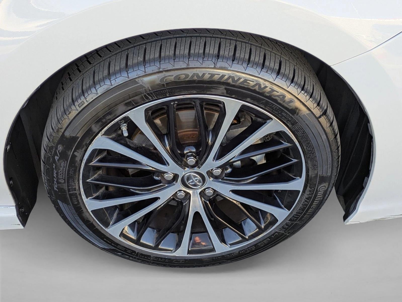 2019 Toyota Camry SE Auto (Natl)