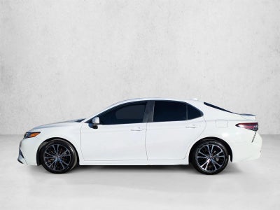 2019 Toyota Camry SE Auto (Natl)