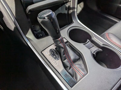 2017 Toyota Camry SE Auto (Natl)
