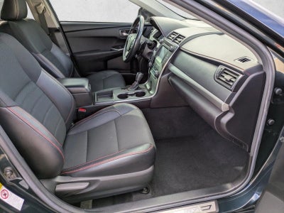 2017 Toyota Camry SE Auto (Natl)