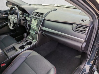 2017 Toyota Camry SE Auto (Natl)