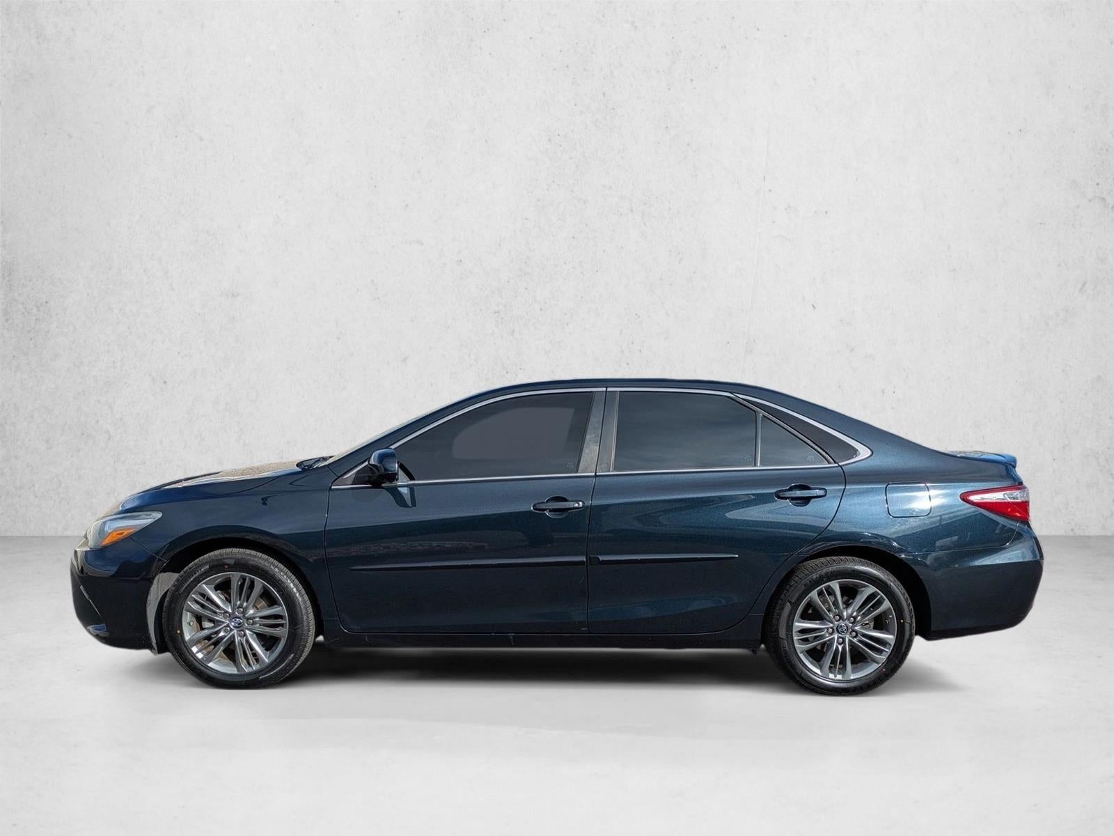 2017 Toyota Camry SE Auto (Natl)