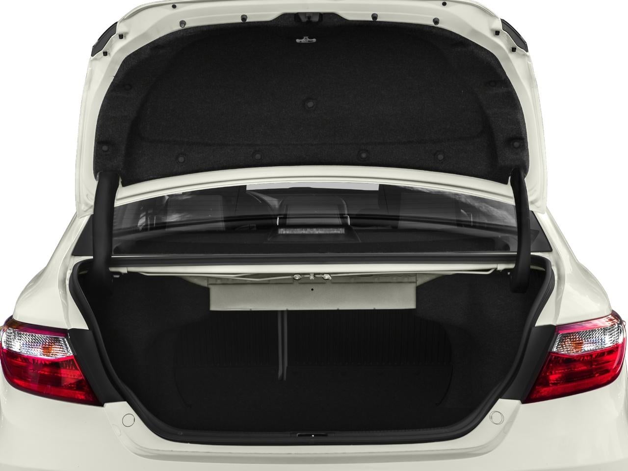 2017 Toyota Camry SE Auto (Natl)