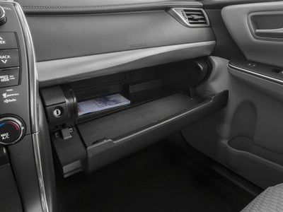 2017 Toyota Camry SE Auto (Natl)