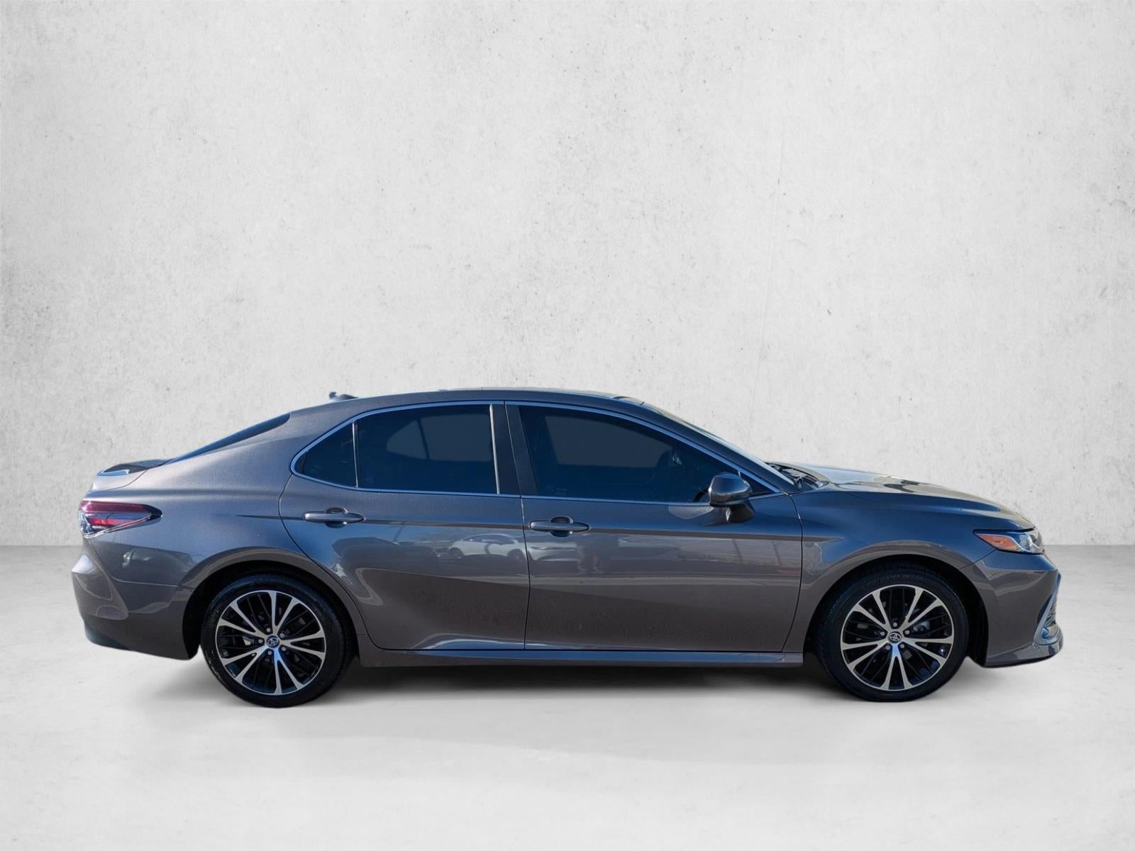 2023 Toyota Camry LE Auto (Natl)