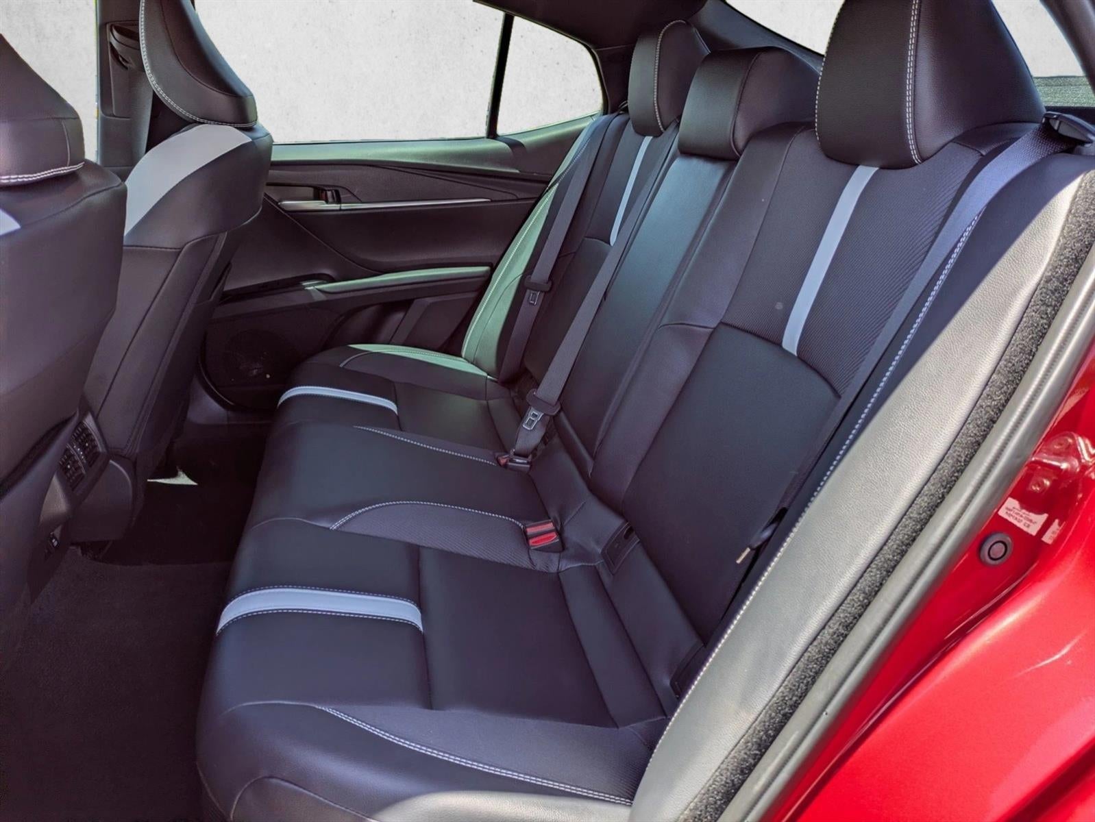 2025 Toyota Camry SE (Natl)