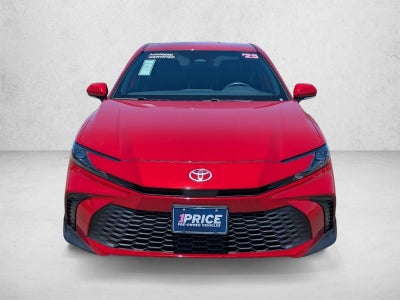 2025 Toyota Camry SE (Natl)