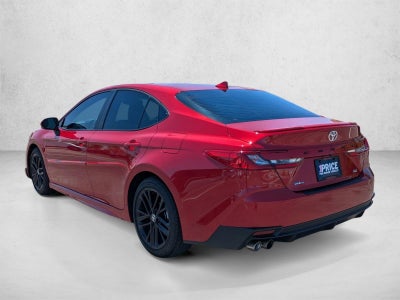 2025 Toyota Camry SE (Natl)