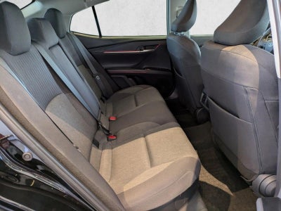 2025 Toyota Camry LE (Natl)