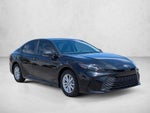 2025 Toyota Camry LE (Natl)
