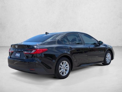 2025 Toyota Camry LE (Natl)