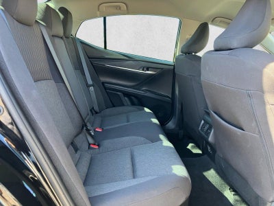 2025 Toyota Camry LE (Natl)