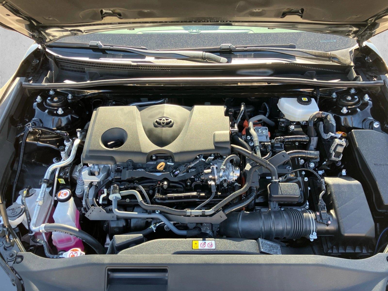 2025 Toyota Camry LE (Natl)