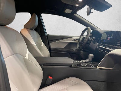2026 Toyota Camry SE (Natl)