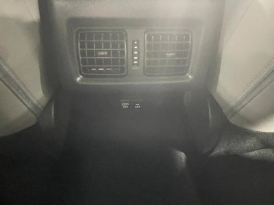 2026 Toyota Camry SE (Natl)