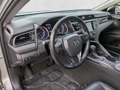 2020 Toyota Camry SE Nightshade Auto (Natl)