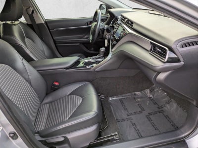 2020 Toyota Camry SE Nightshade Auto (Natl)