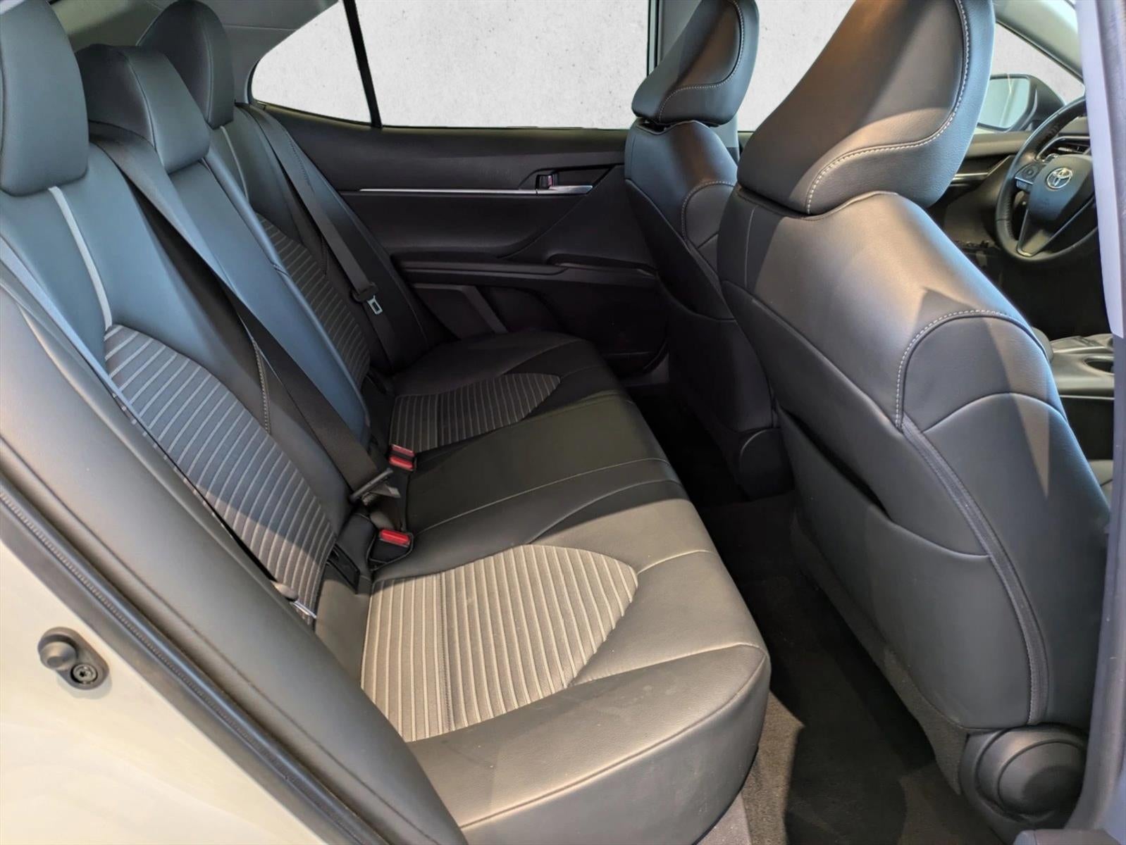 2023 Toyota Camry SE Auto (SE)