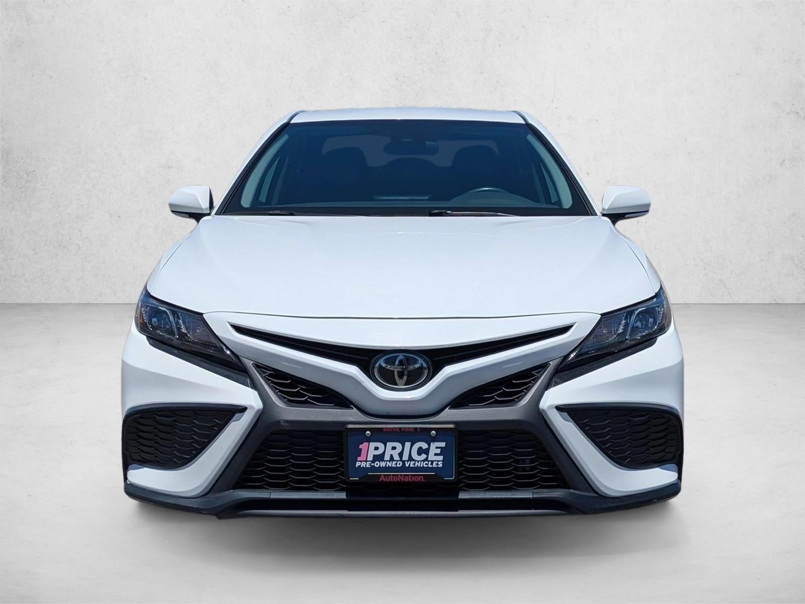 2023 Toyota Camry SE Auto (SE)