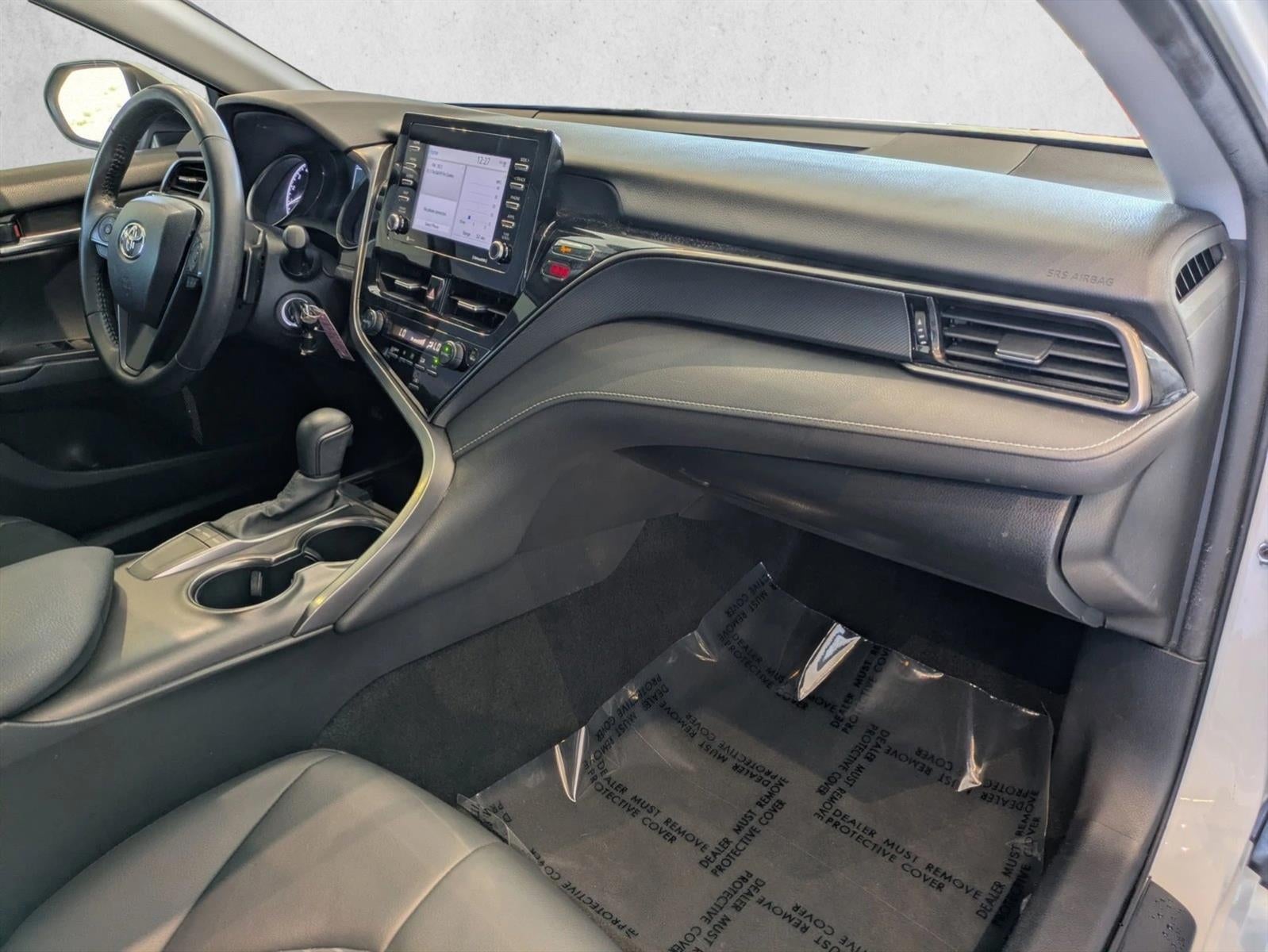 2023 Toyota Camry SE Auto (SE)
