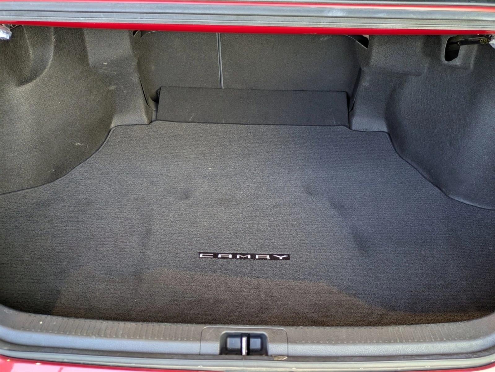 2021 Toyota Camry SE Auto (Natl)