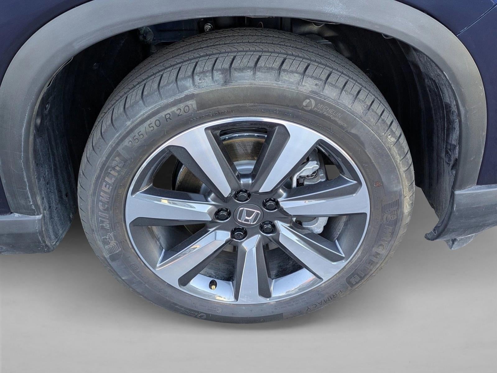 2025 Honda Pilot Touring 2WD