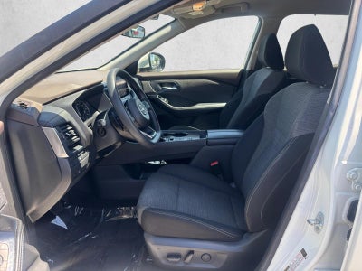2023 Nissan Rogue FWD SV