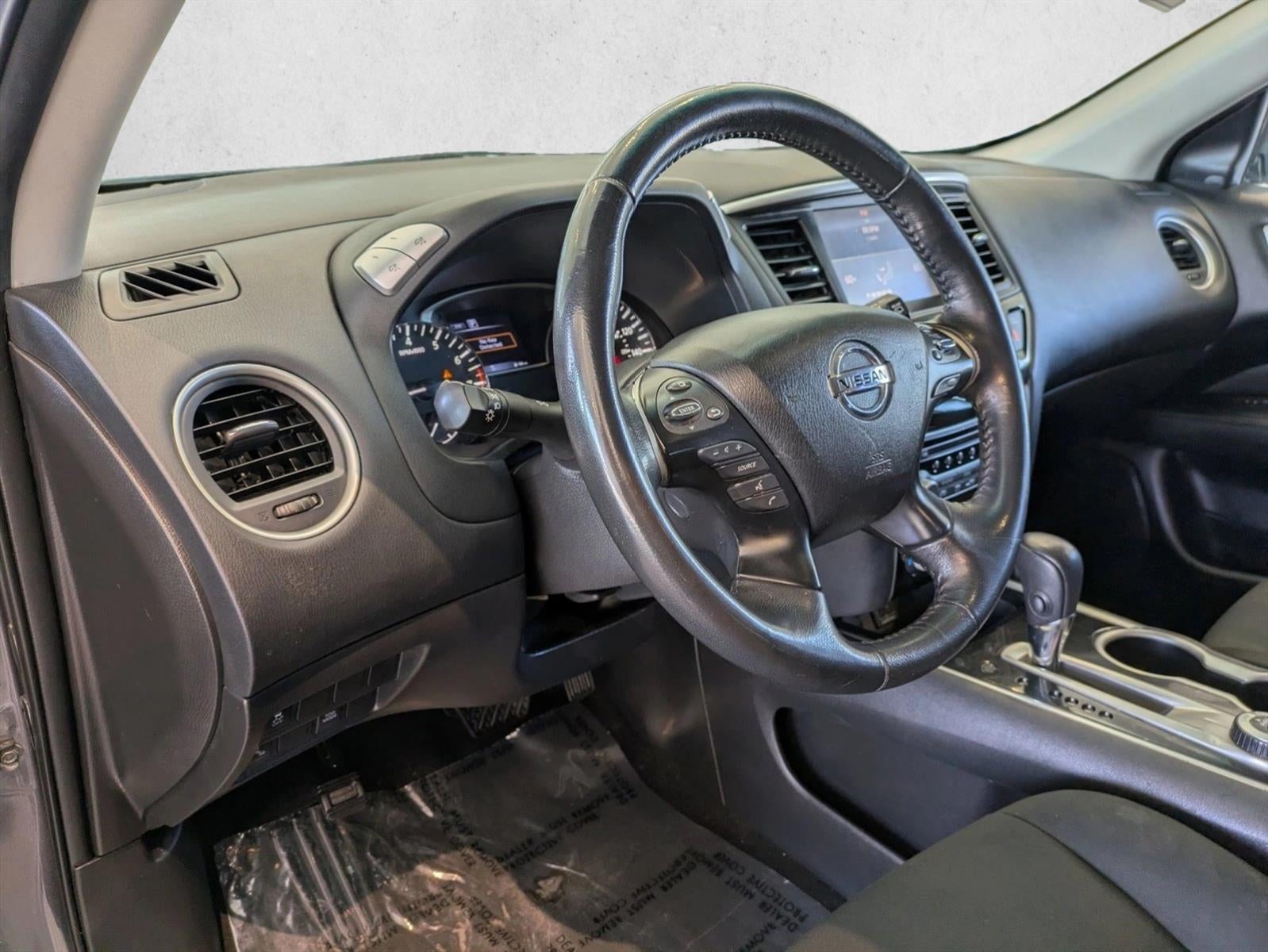 2020 Nissan Pathfinder 4x4 SV