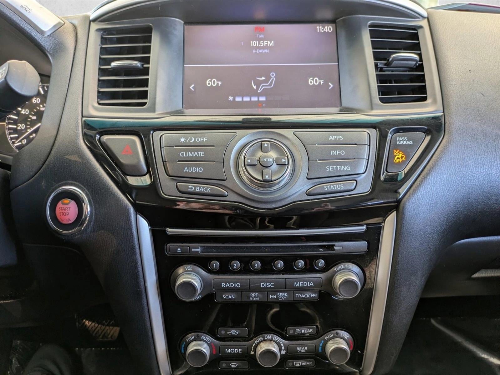 2020 Nissan Pathfinder 4x4 SV