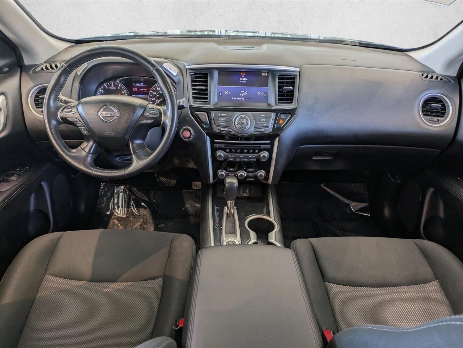 2020 Nissan Pathfinder 4x4 SV