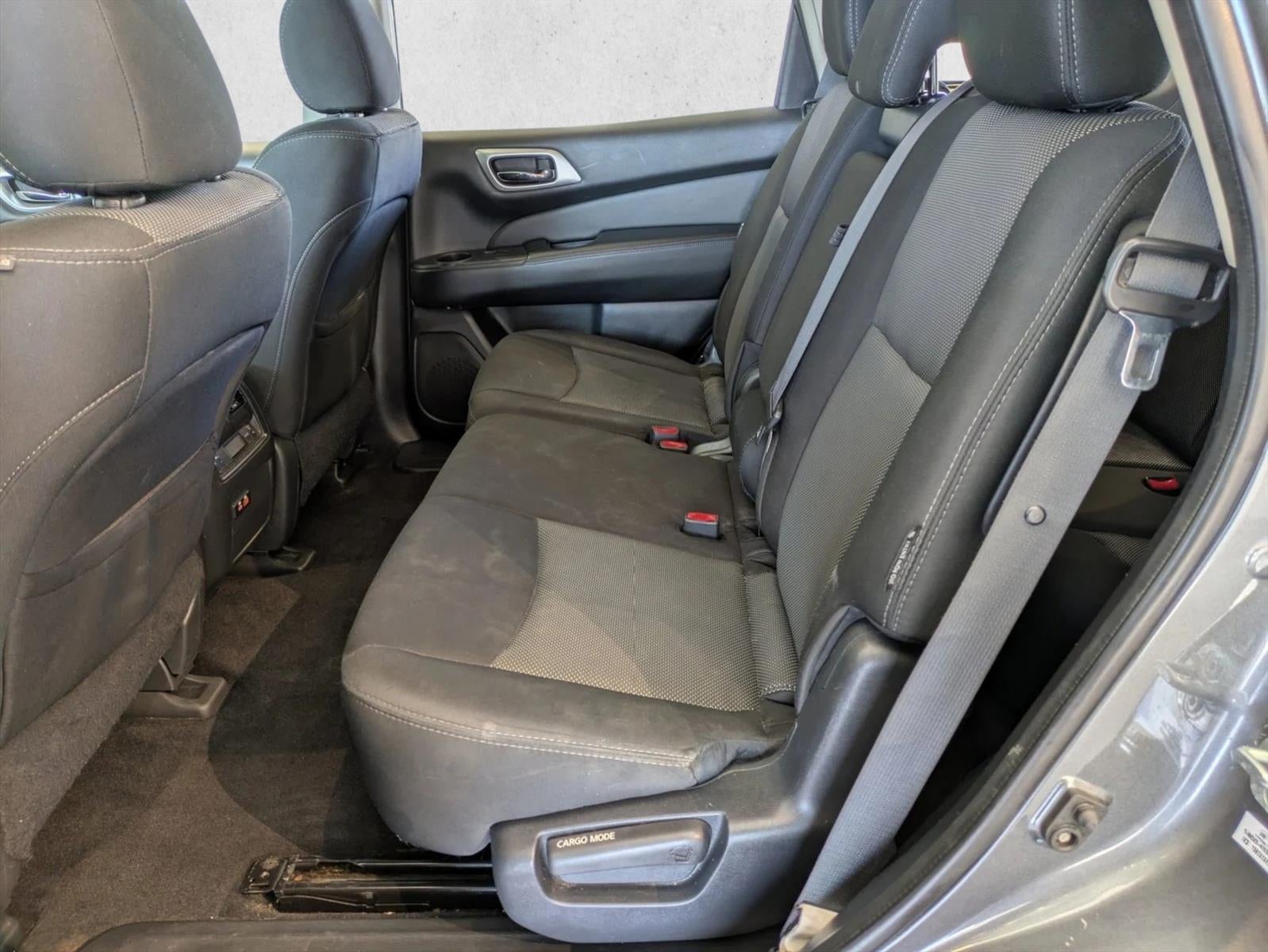 2020 Nissan Pathfinder 4x4 SV