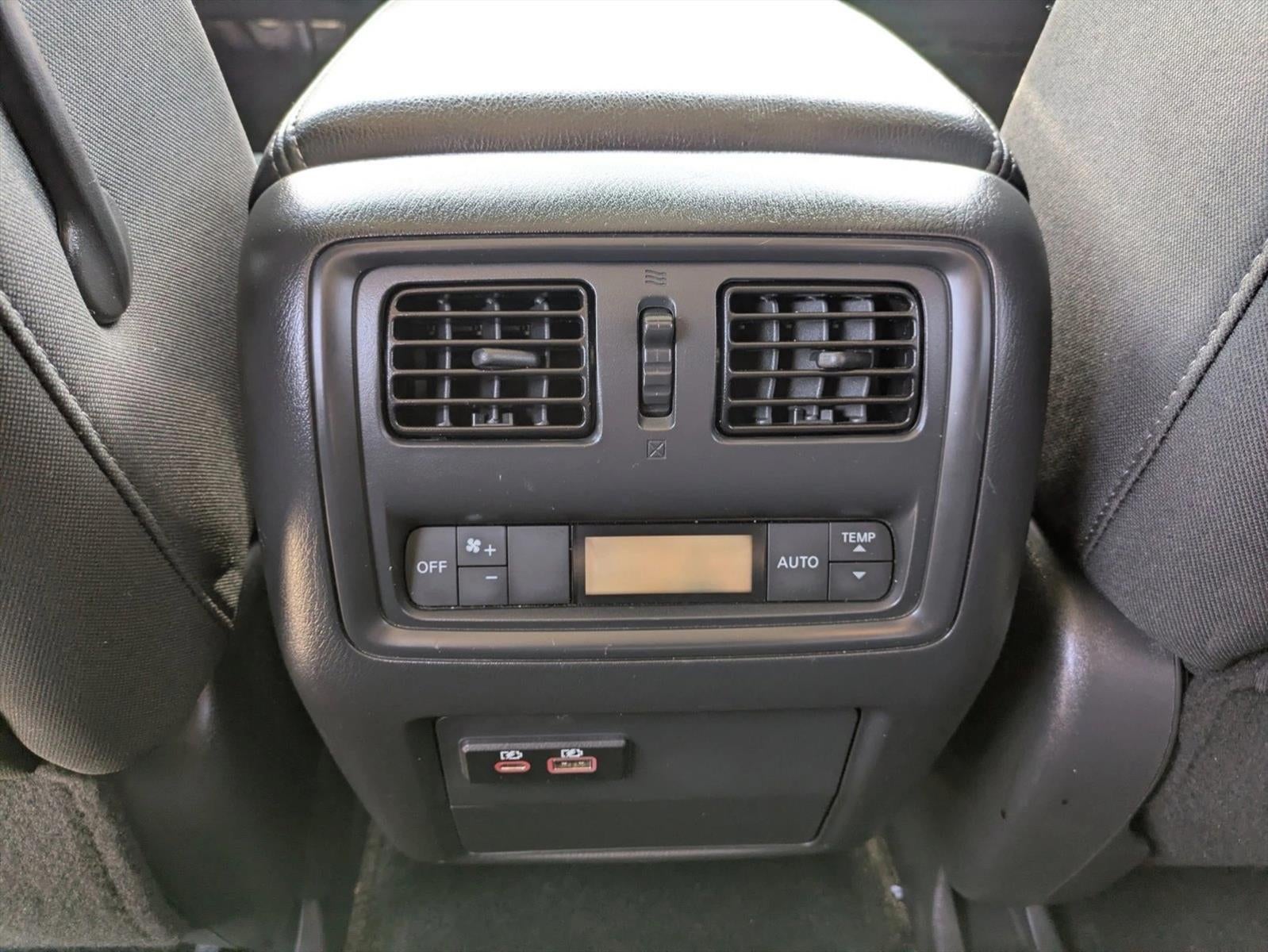 2019 Nissan Pathfinder FWD S