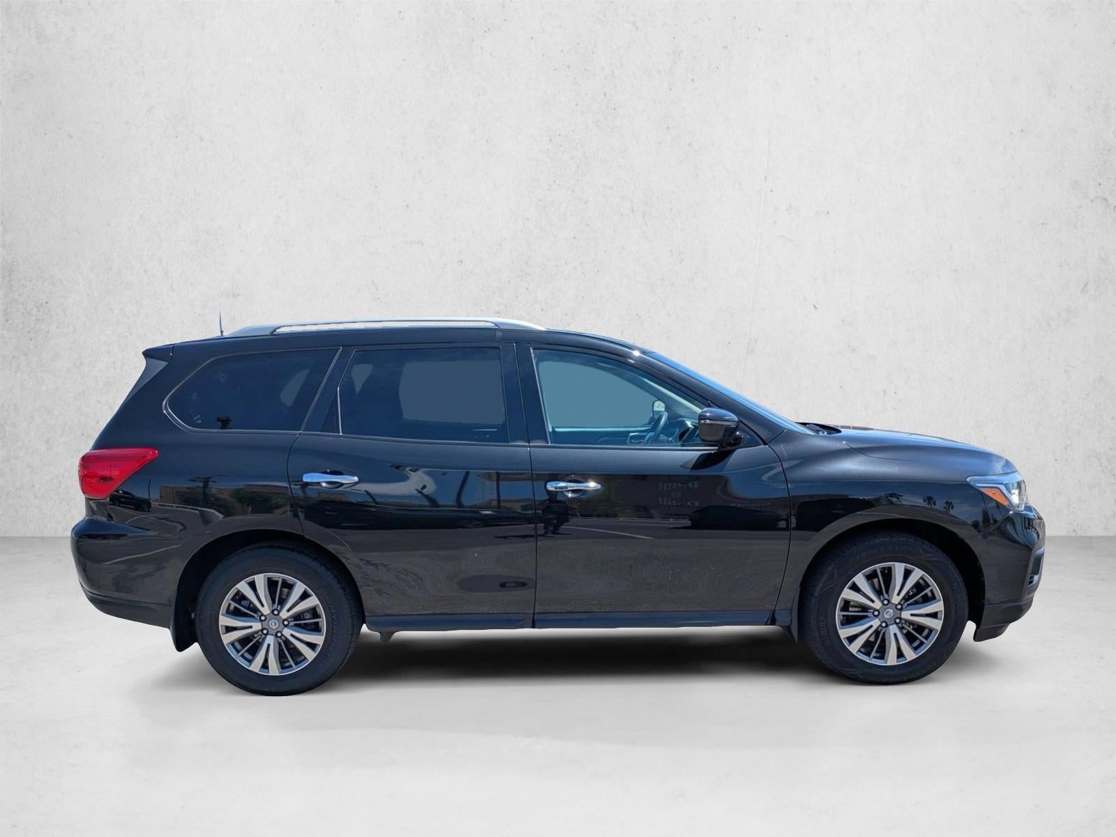 2019 Nissan Pathfinder FWD S