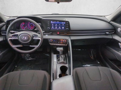 2022 Hyundai ELANTRA SEL IVT
