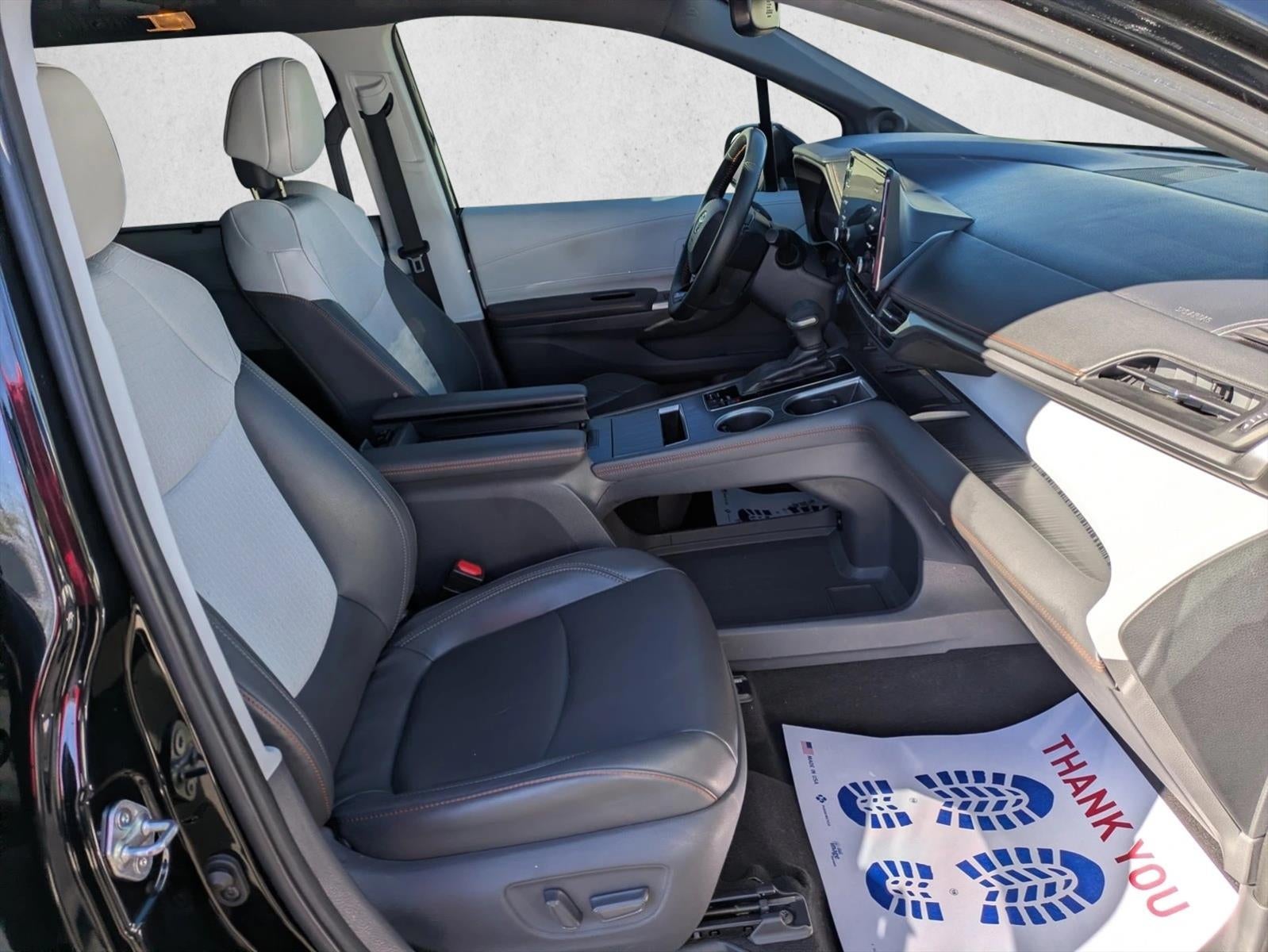 2021 Toyota Sienna XSE FWD 7-Passenger (Natl)