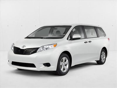2013 Toyota Sienna 5dr 8-Pass Van V6 LE FWD (Natl)