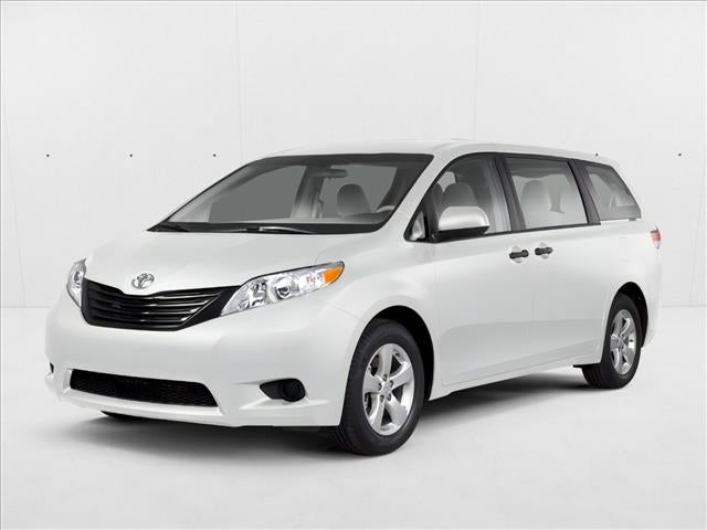 2013 Toyota Sienna 5dr 8-Pass Van V6 LE FWD (Natl)