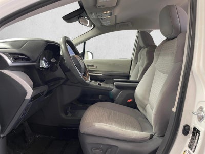 2021 Toyota Sienna LE FWD 8-Passenger (Natl)