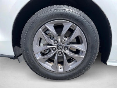 2021 Toyota Sienna LE FWD 8-Passenger (Natl)