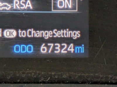 2021 Toyota Sienna LE FWD 8-Passenger (Natl)