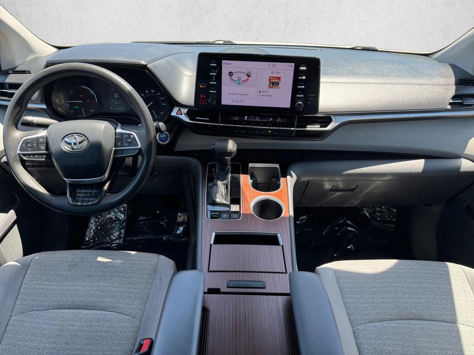2021 Toyota Sienna LE FWD 8-Passenger (Natl)