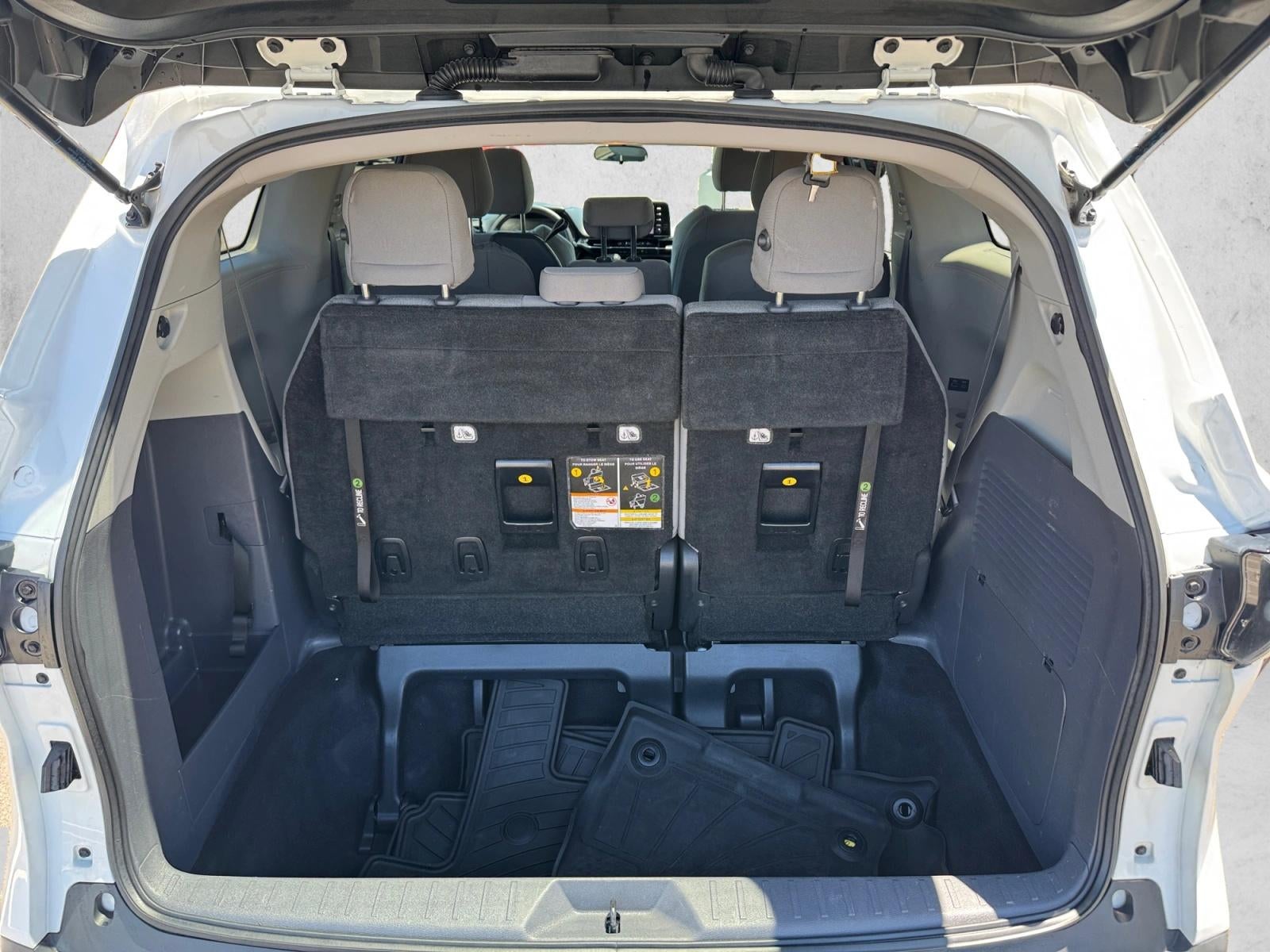 2021 Toyota Sienna LE FWD 8-Passenger (Natl)